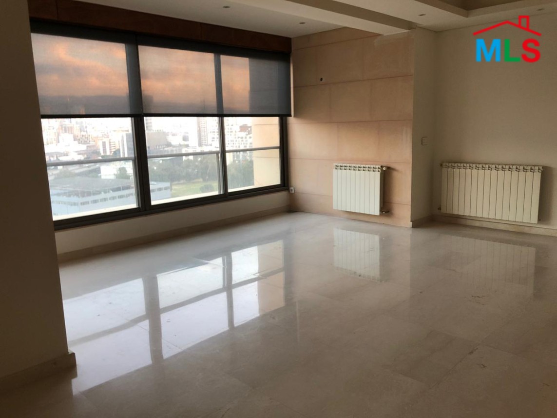 2-Bedroom Apartment with City View For Rent in Achrafieh, Sioufi
