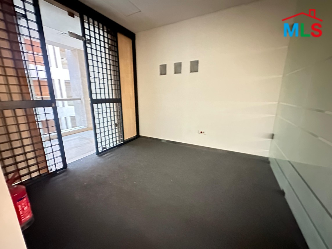 100 SQM Office For Rent in Select Building in Down Town