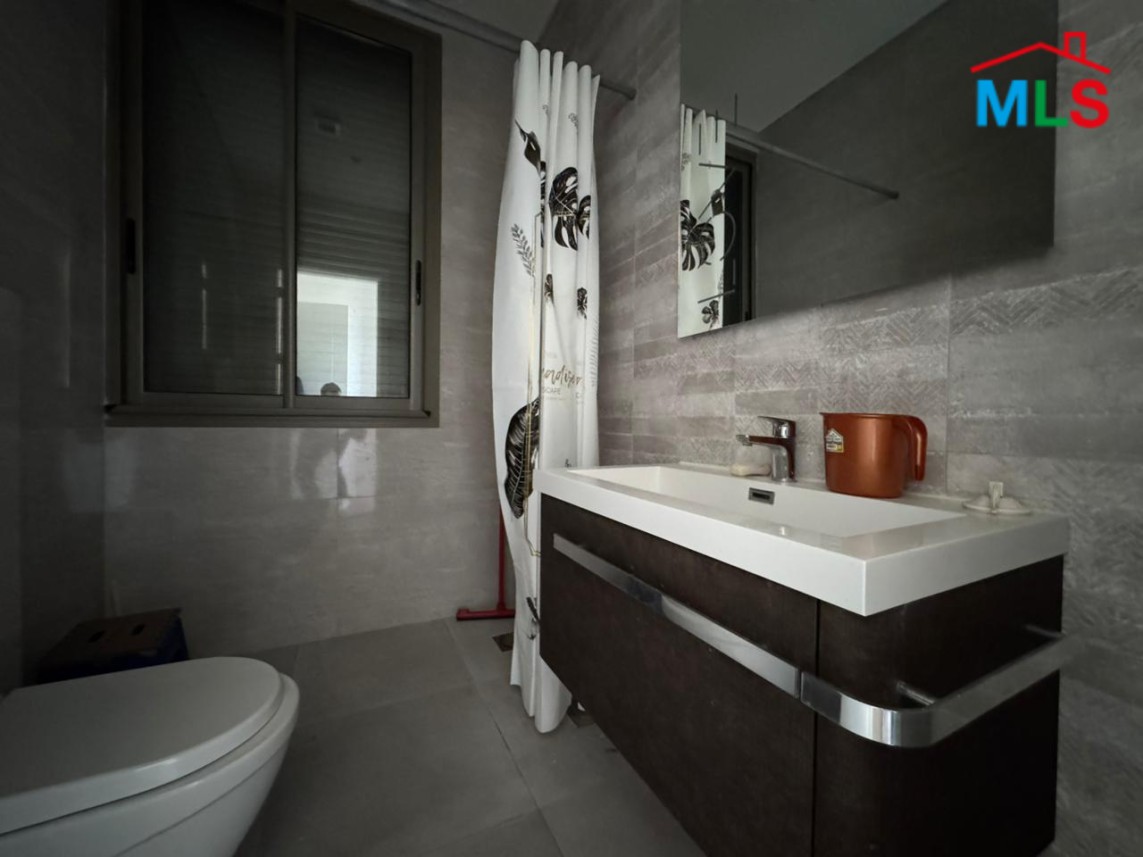 Fully Furnished Decorated Apartment For Rent in Broumana
