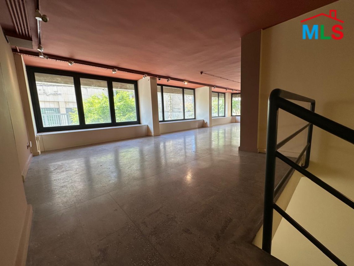 300 SQM Corner Showroom For Rent in Strategic Location in Clemenceau, Ras Beirut