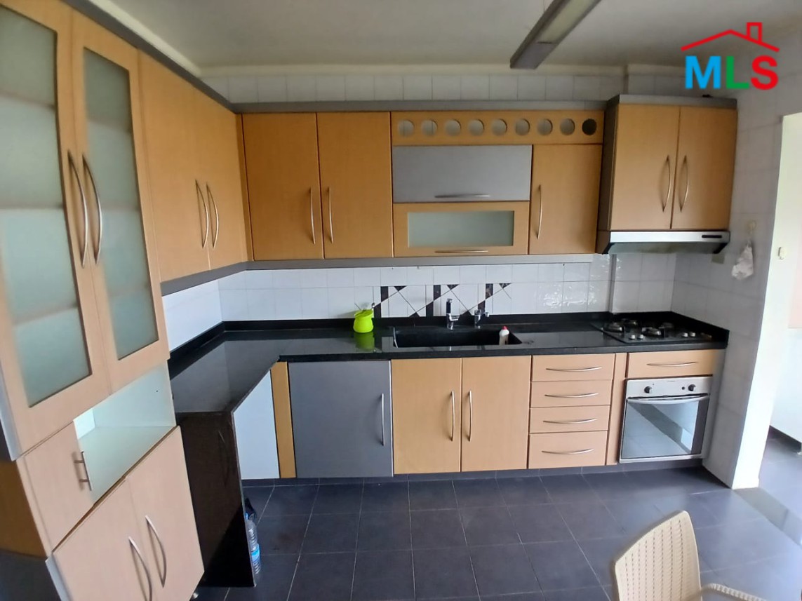 Apartment With Mountain View For Rent in Kornet Chehwan