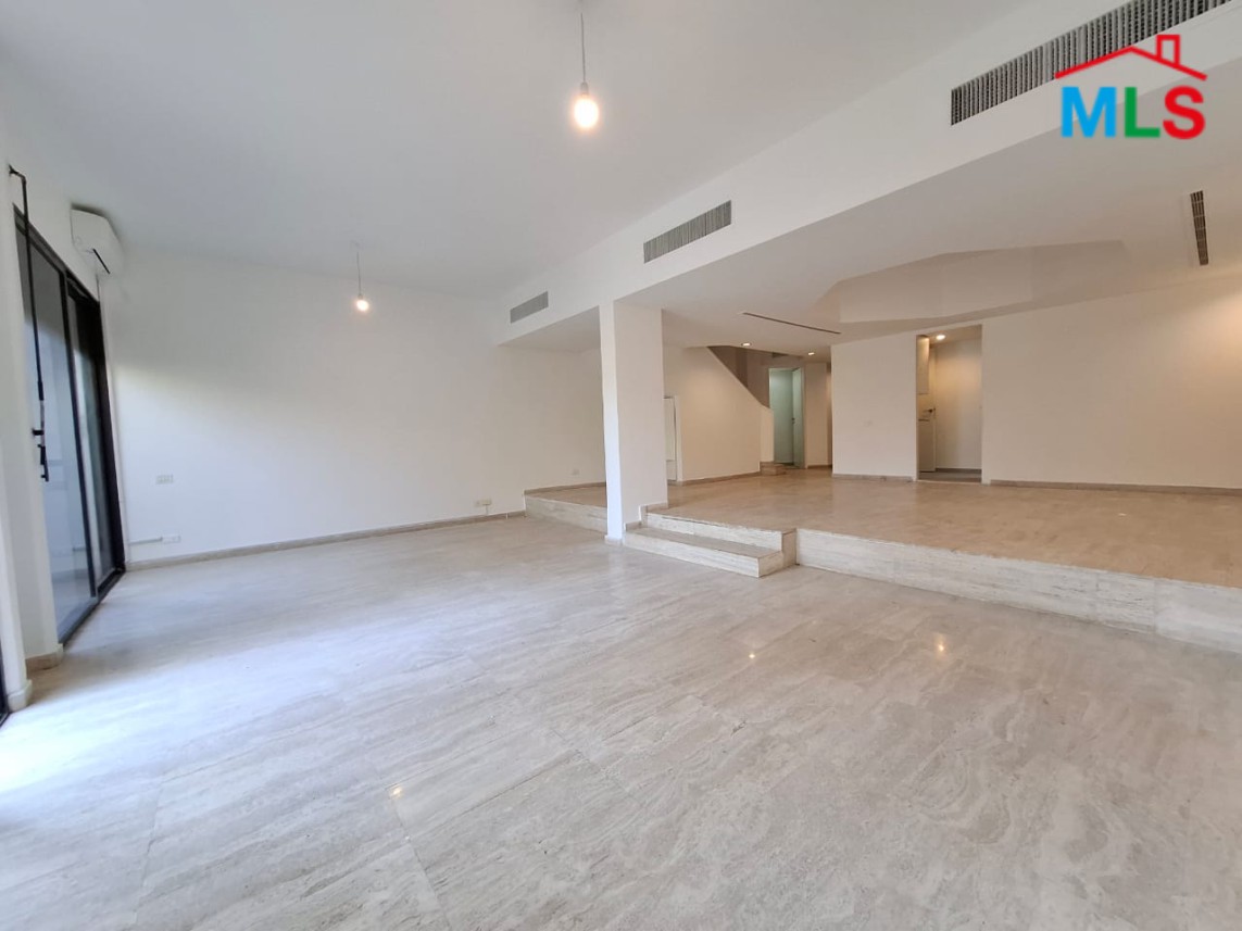 Spacious 4 bedroom Duplex with Garden For Rent in Adma