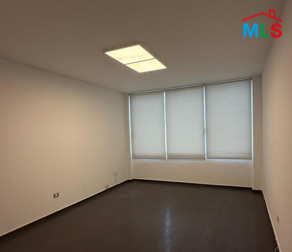 185 SQM Office For Rent in A Prime Location in Badaro