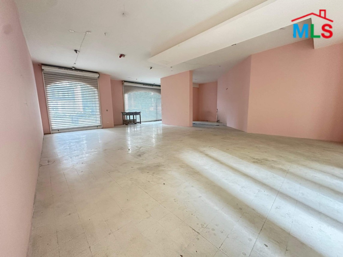 600 SQM Shop with Terrace & Garden For Rent in Prime Location in Down Town