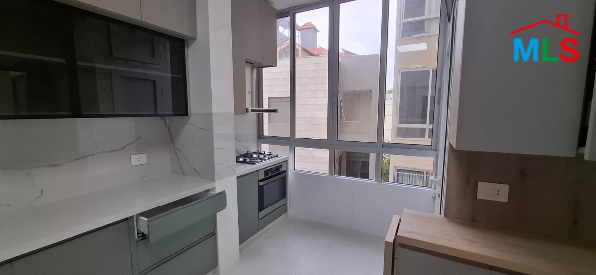 Fully Renovated Apartment For Rent in Mazraat Yachouh