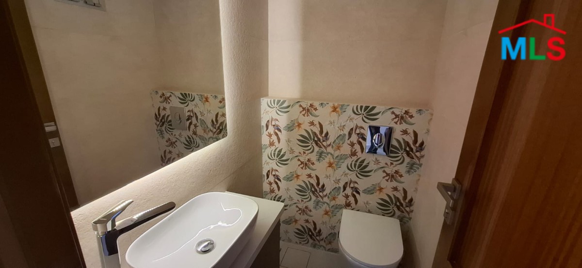 Fully Renovated Apartment For Rent in Mazraat Yachouh