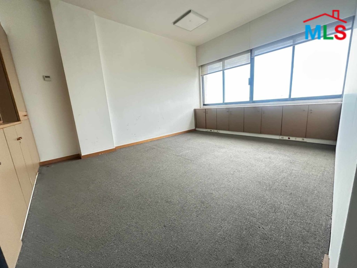 160 SQM Office For Rent in Prime Location Dora