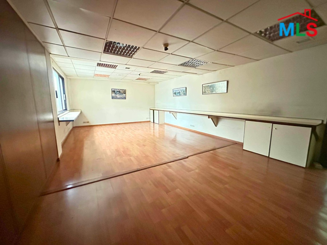 655 SQM Office For Rent in A Prime Location Dora