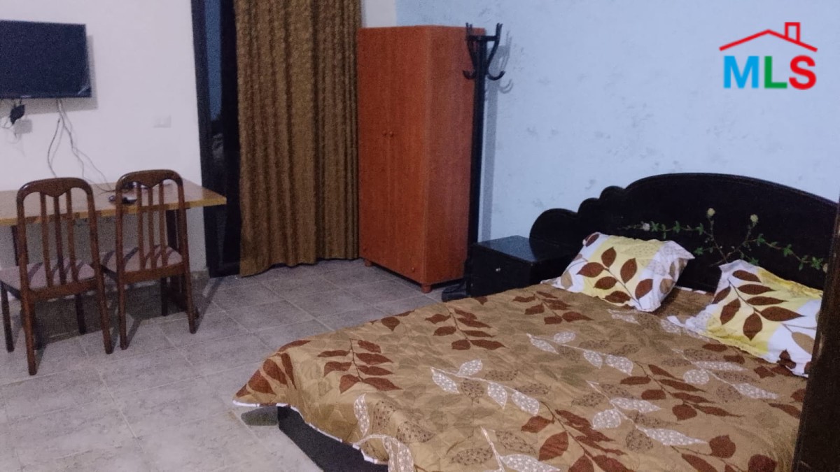Restaurant with 6 Chalets For Rent in Abdelle - Batroun