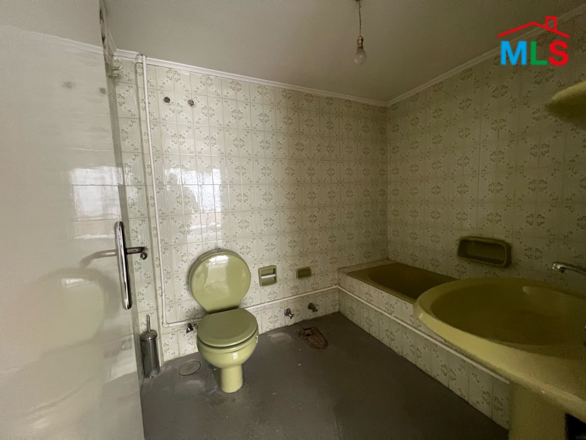 220 SQM Office For Rent In Achrafieh