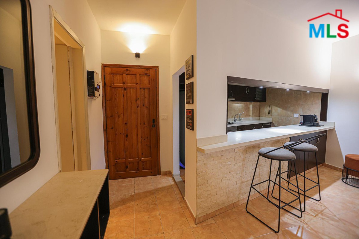 Lovely One Bedroom Furnished Chalet For Rent in Faytroun