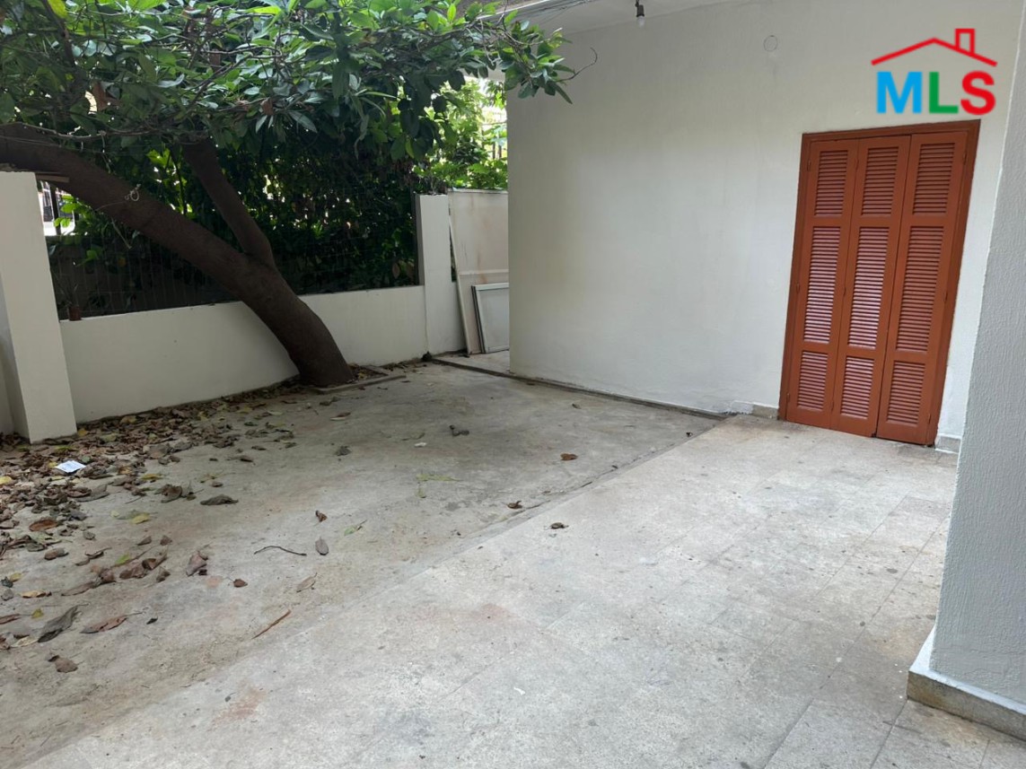 Spacious Apartment with Terrace For Rent in the Heart of Antelias