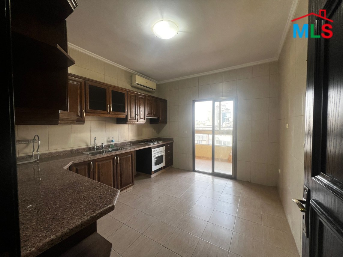 Office In A Polyclinic For Rent In Furn El Chebbak