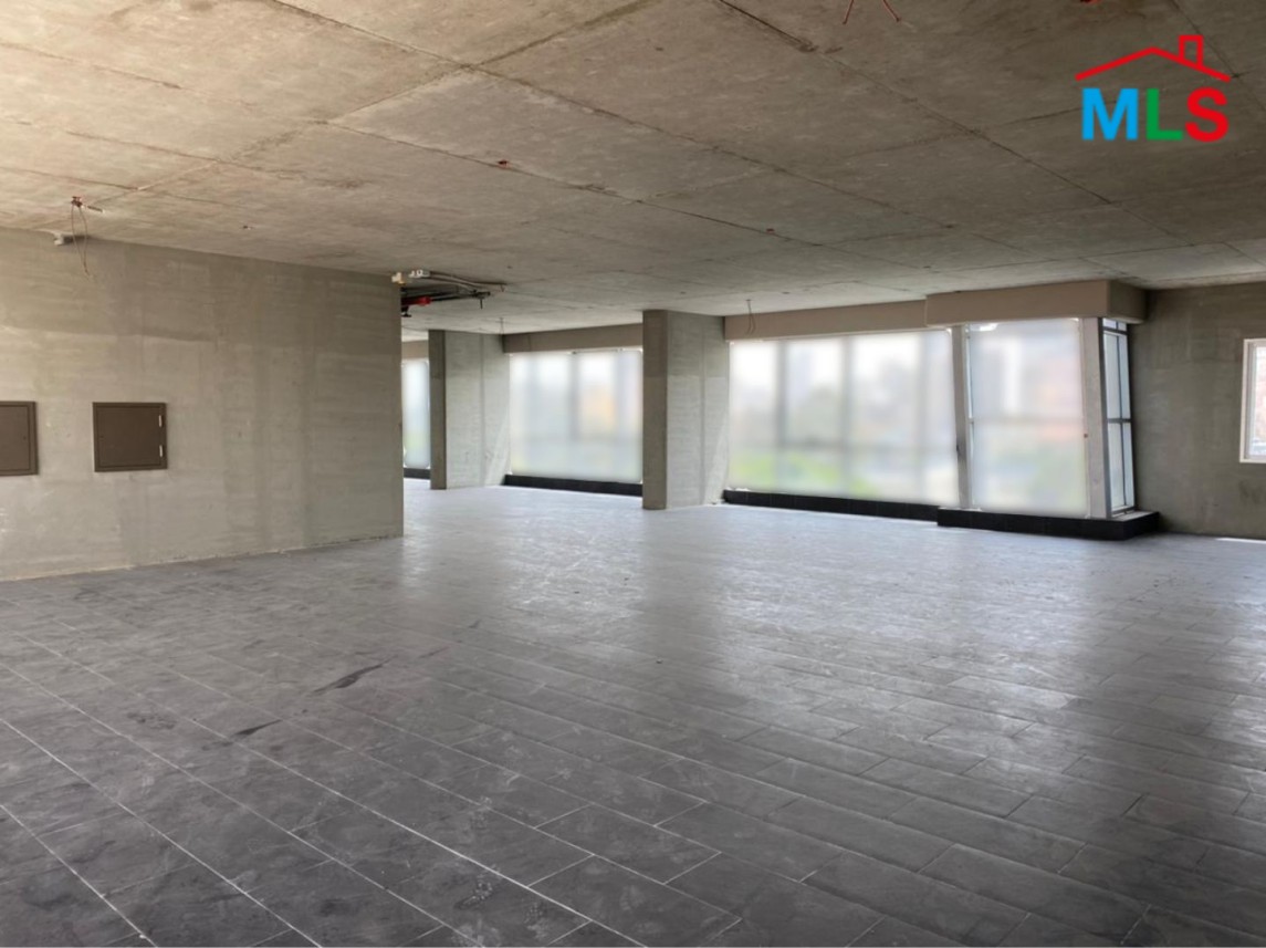 420 SQM Open Space Office For Rent in Achrafieh