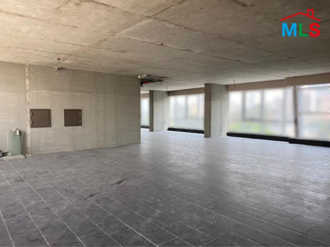 420 SQM Open Space Office For Rent in Achrafieh