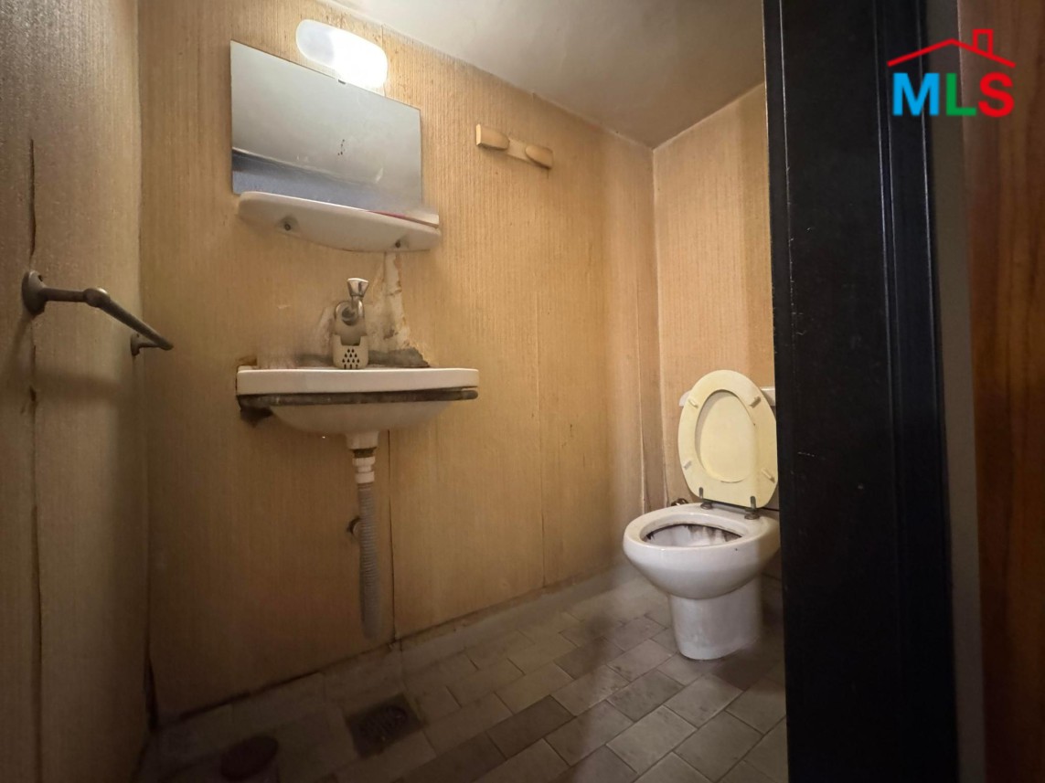 30 SQM Shop For Rent in Antelias, Main Road