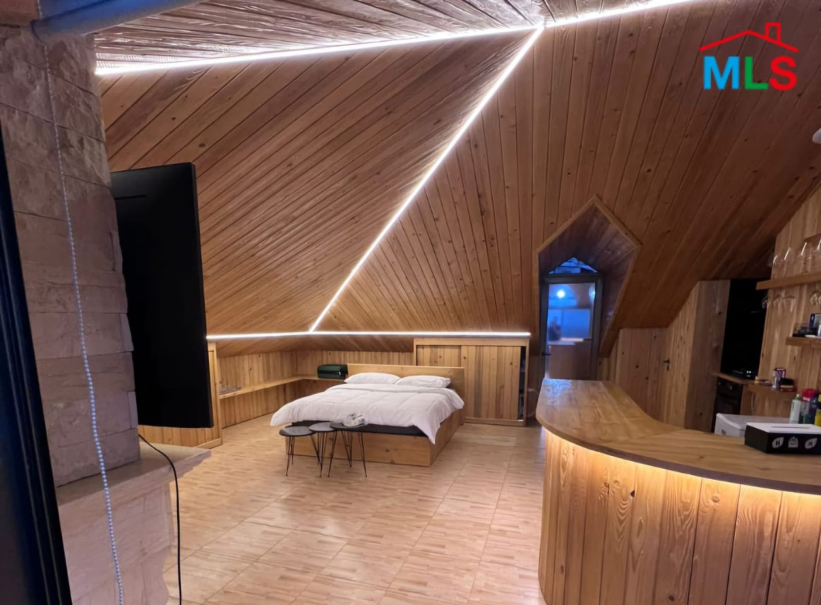 Rooftop Studio with Amazing Open Sea & City View For Rent in Biakout
