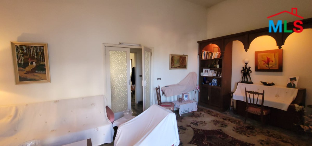 Old Furnished Stand-Alone House For Rent in Ain El Rihani