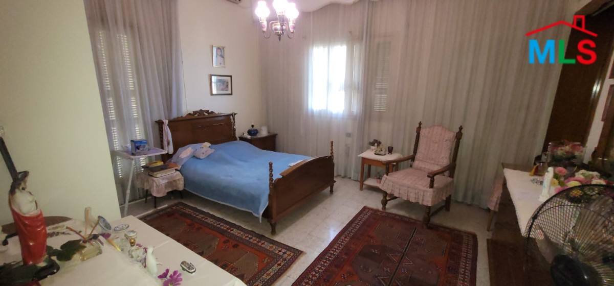 Old Furnished Stand-Alone House For Rent in Ain El Rihani