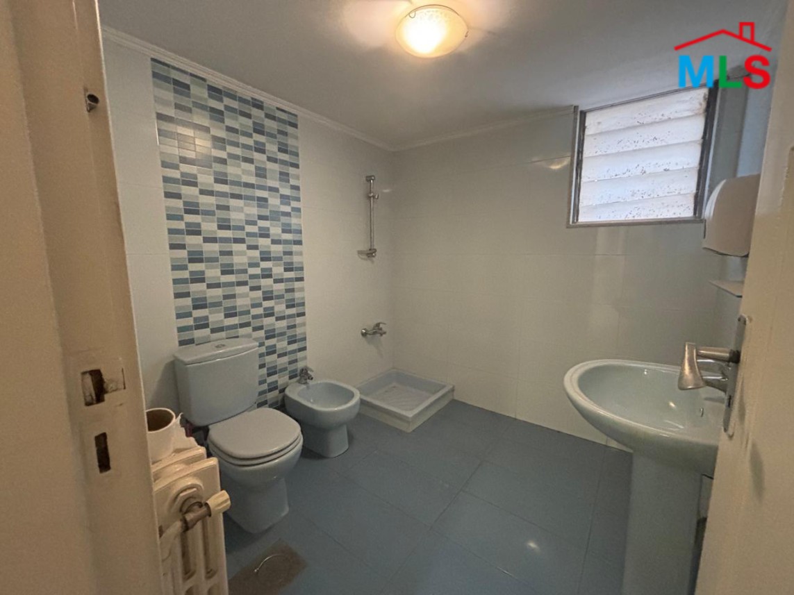 400 SQM Office For Rent in Badaro