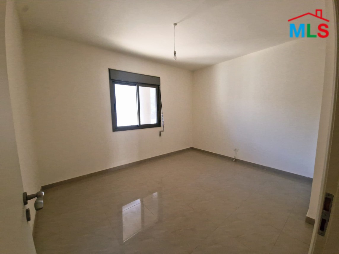 Spacious Apartment for Rent in Kfarhbeib