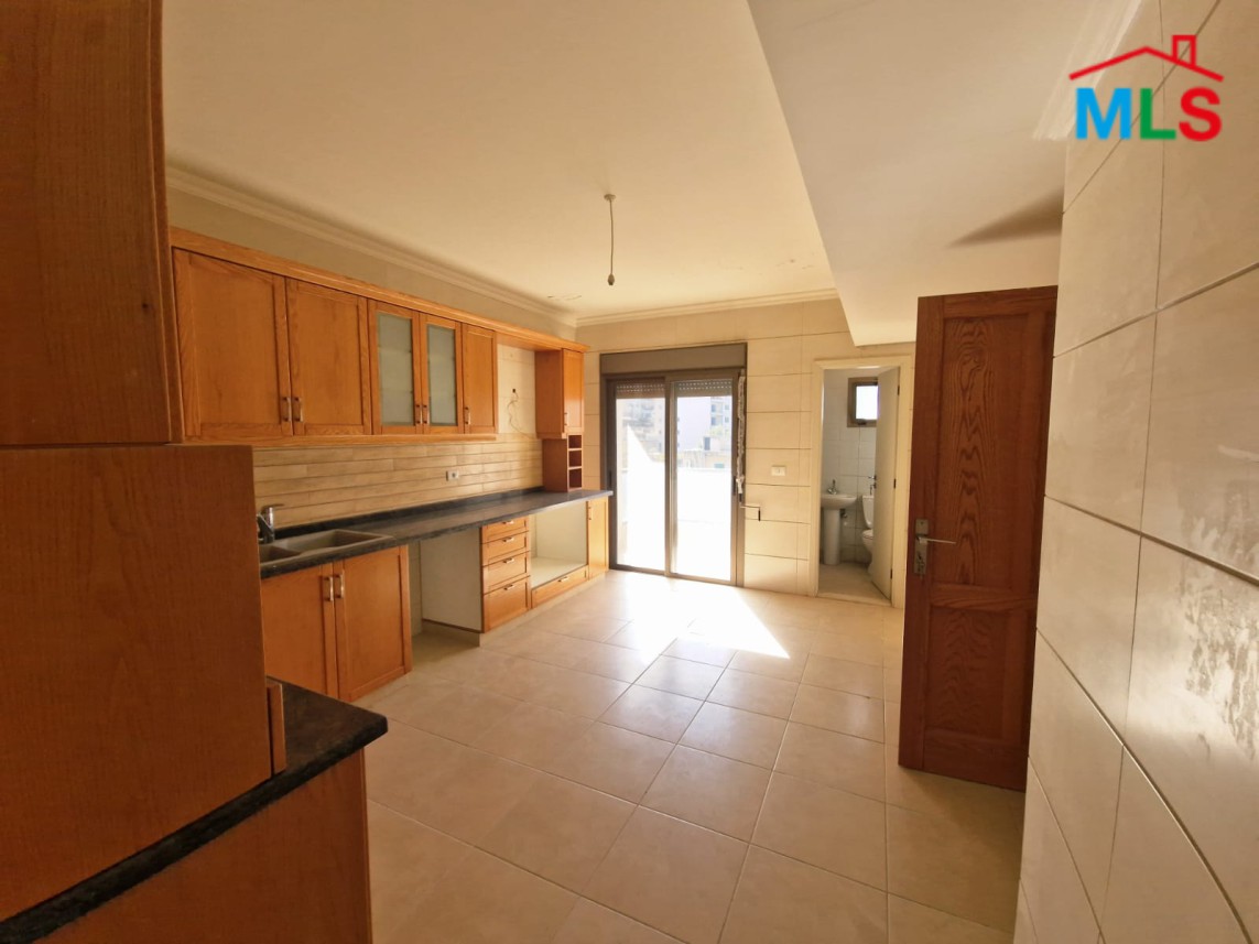Spacious Apartment for Rent in Kfarhbeib