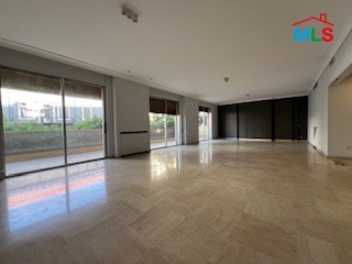Spacious 3-Bedroom Apartment For Rent in Achrafieh, Sursock