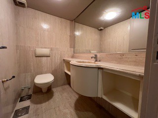 Spacious 3-Bedroom Apartment For Rent in Achrafieh, Sursock
