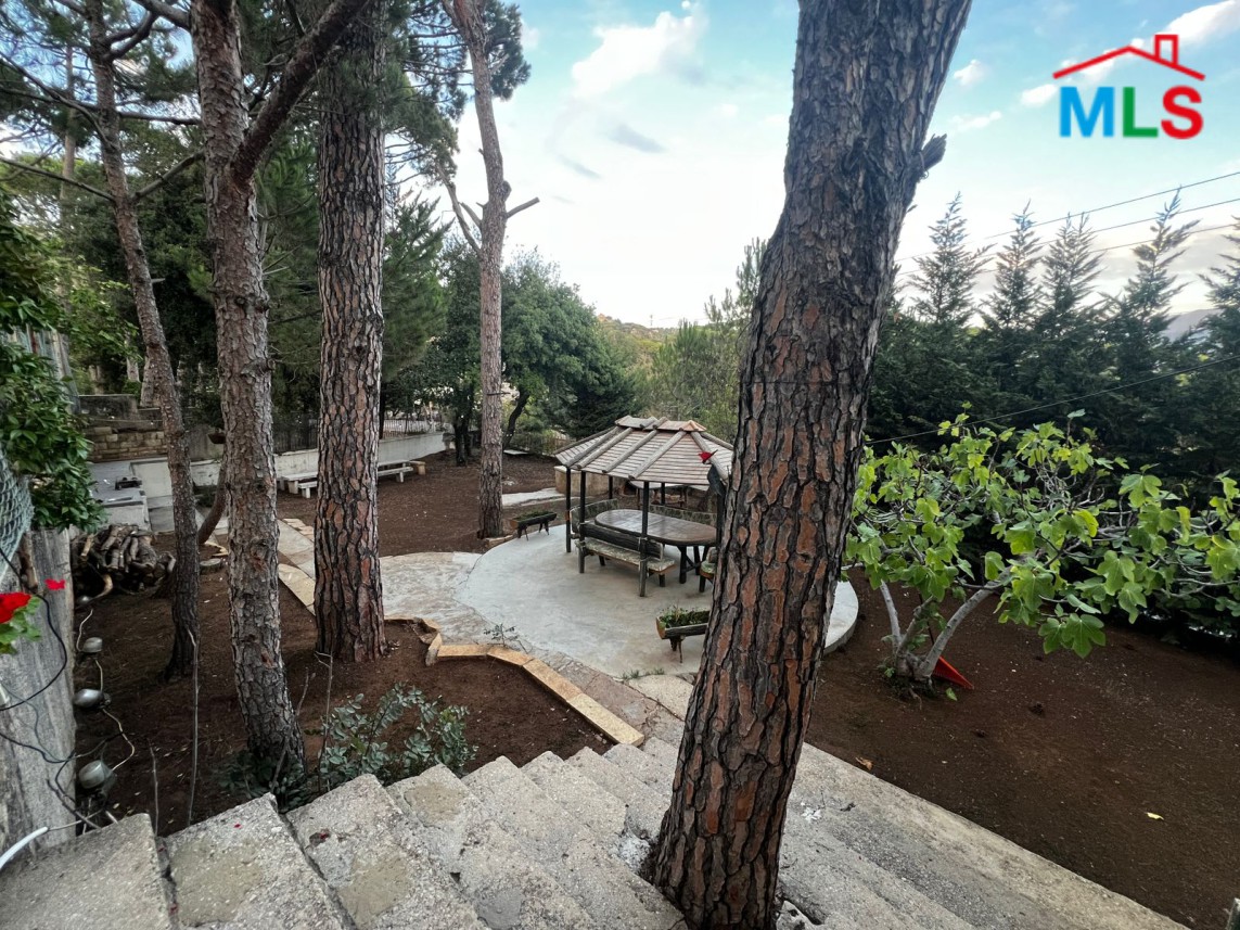Furnished & Spacious Apartment with Garden & Mountain View For Rent in Baabdat