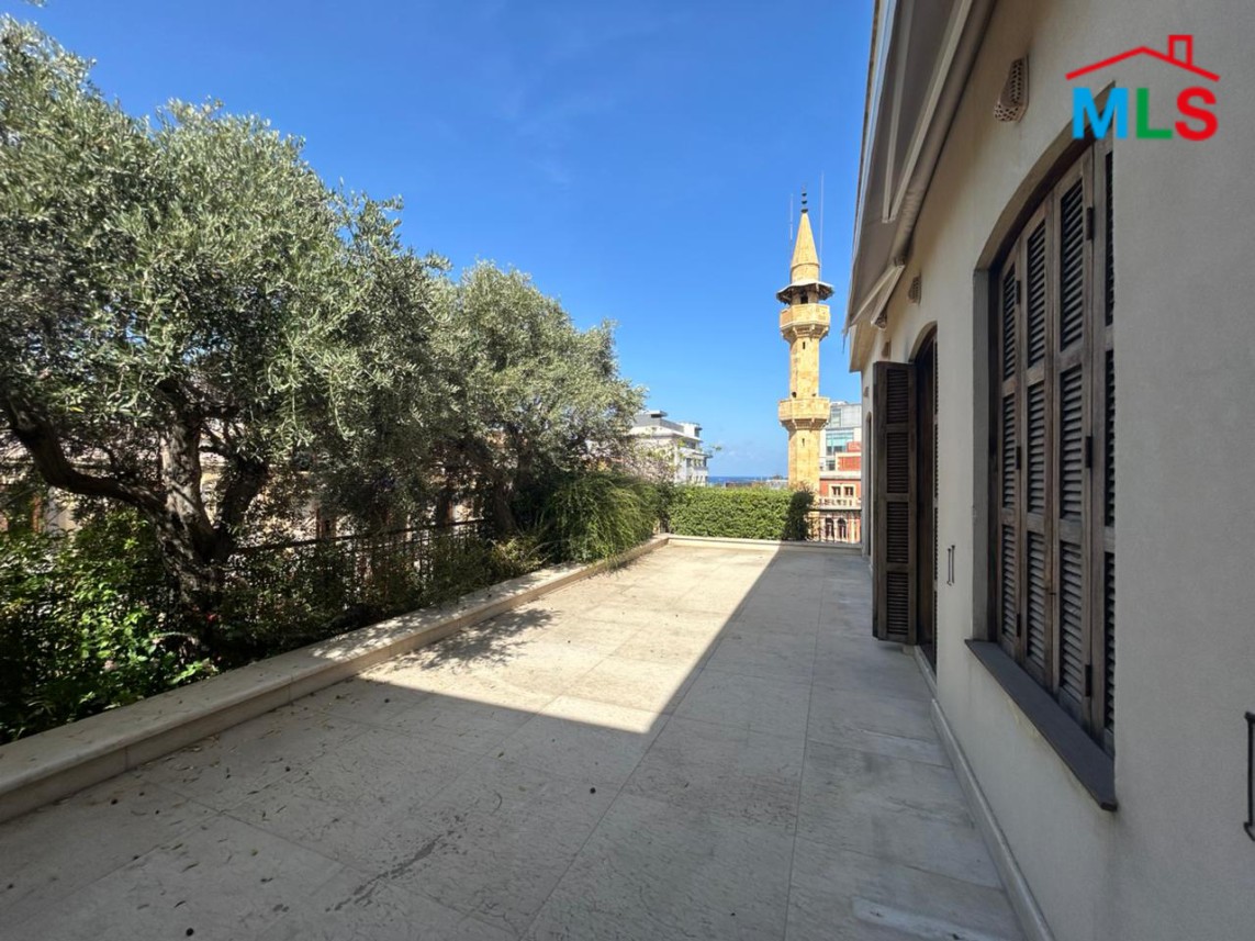 Furnished One Bedroom Apartment with Sea View For Rent in Down Town