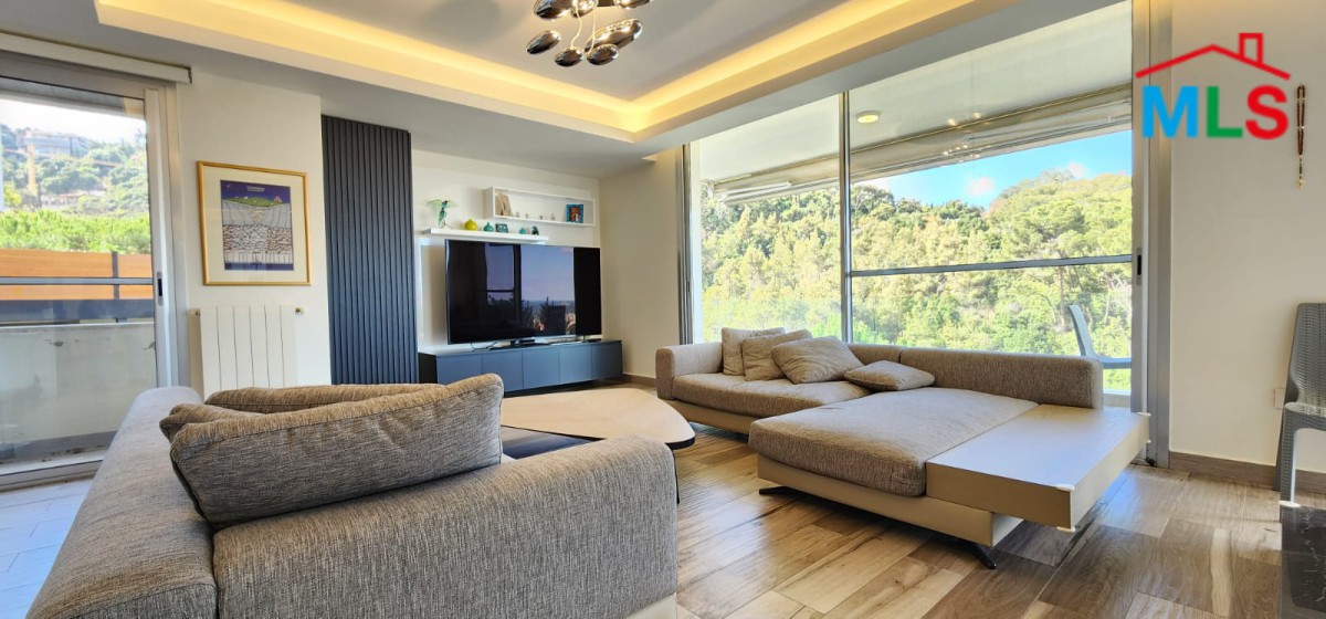 Fully Furnished Decorated Apartment For Rent in Yarzeh