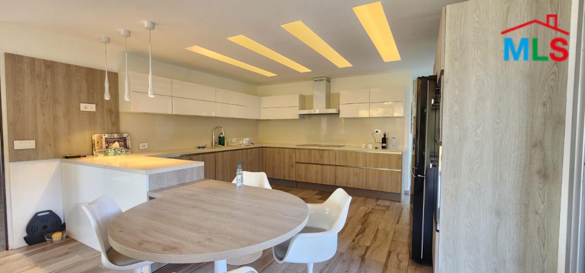 Fully Furnished Decorated Apartment For Rent in Yarzeh