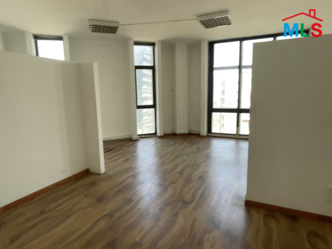 Spacious Office For Rent in Bouchrieh