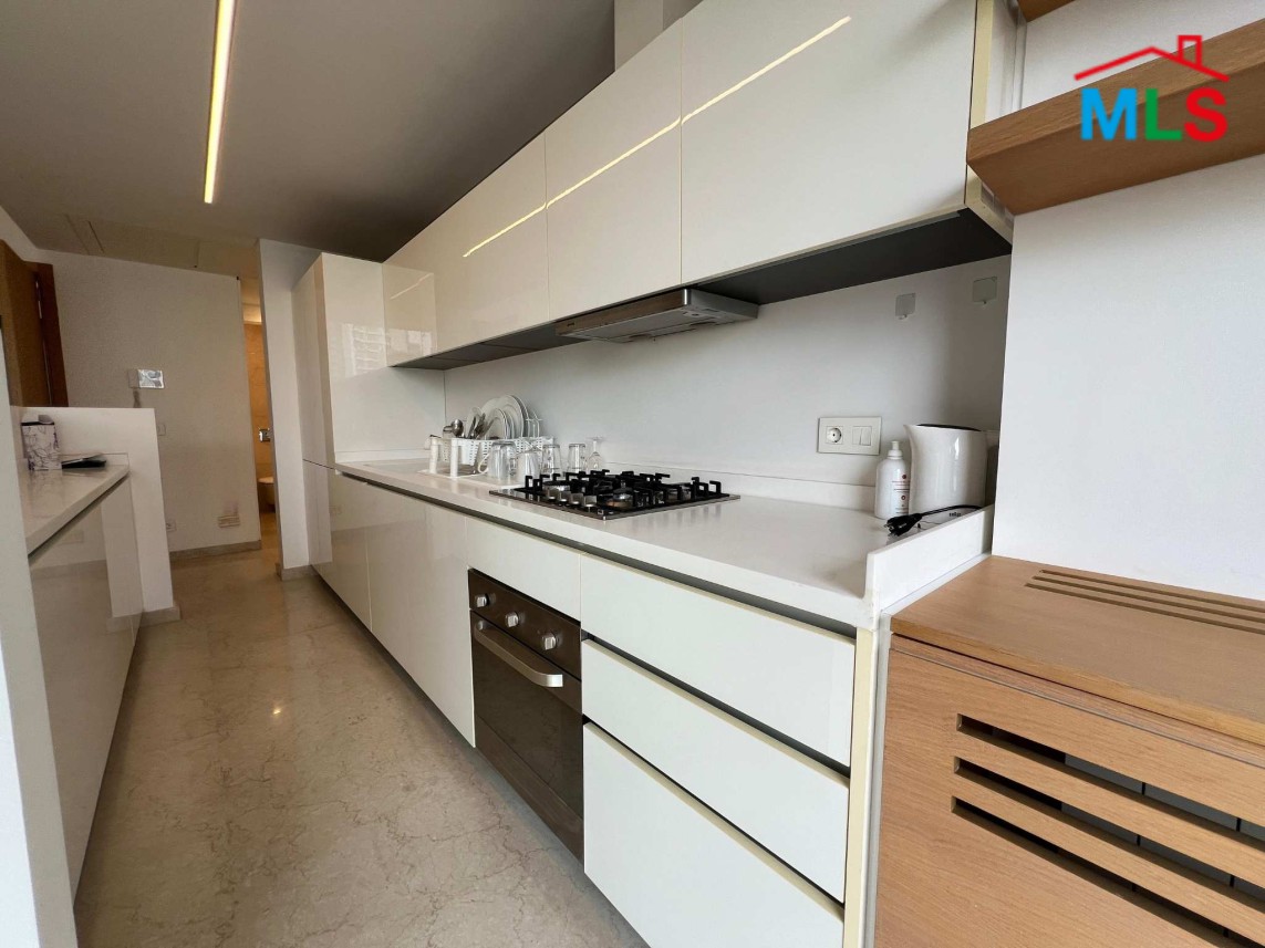 Furnished 2-Bedroom Apartment For Rent in Achrafieh, Nazareth