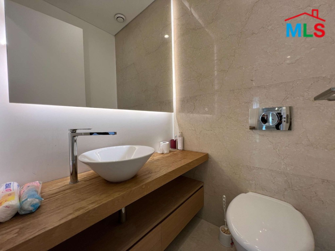 Furnished 2-Bedroom Apartment For Rent in Achrafieh, Nazareth
