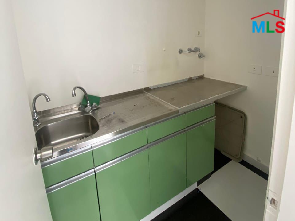 30 SQM Office For Rent in Achrafieh, Sassine