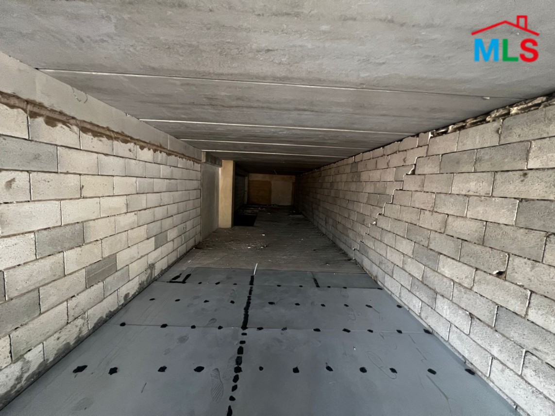 150 SQM Core & Shell Shop For Rent in Hazmieh