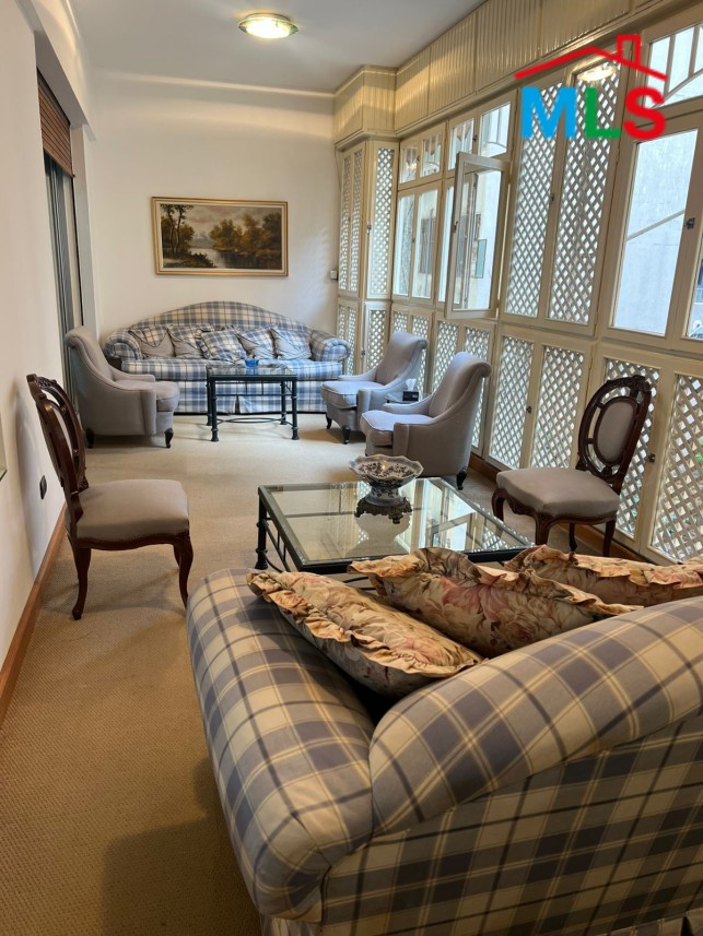 Furnished 3 Bedroom Apartment For Rent in Hamra, Ras Beirut