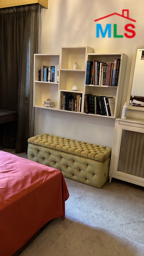 Furnished 3 Bedroom Apartment For Rent in Hamra, Ras Beirut