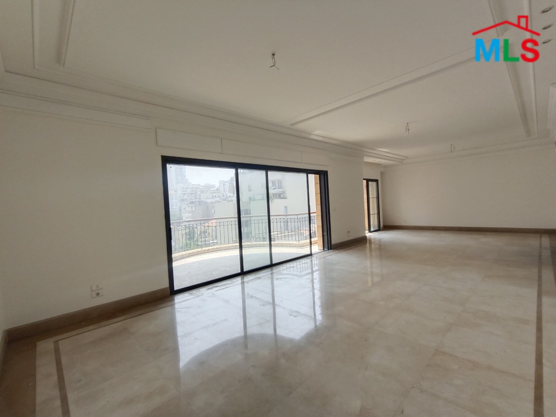 High-End and Charming Apartment For Rent in Gemmayzeh, Pasteur