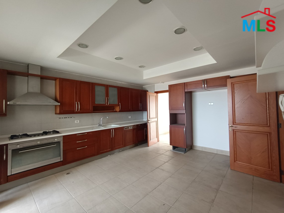 High-End and Charming Apartment For Rent in Gemmayzeh, Pasteur