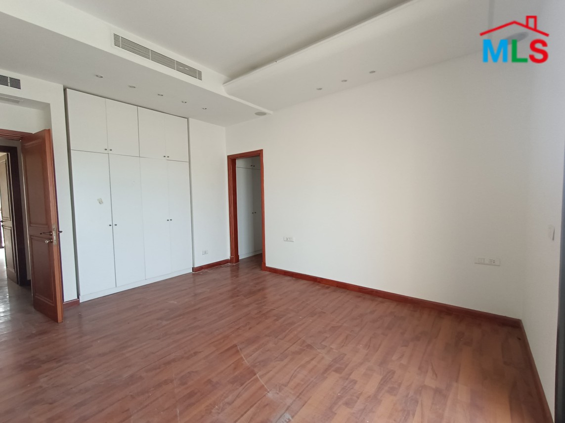 High-End and Charming Apartment For Rent in Gemmayzeh, Pasteur
