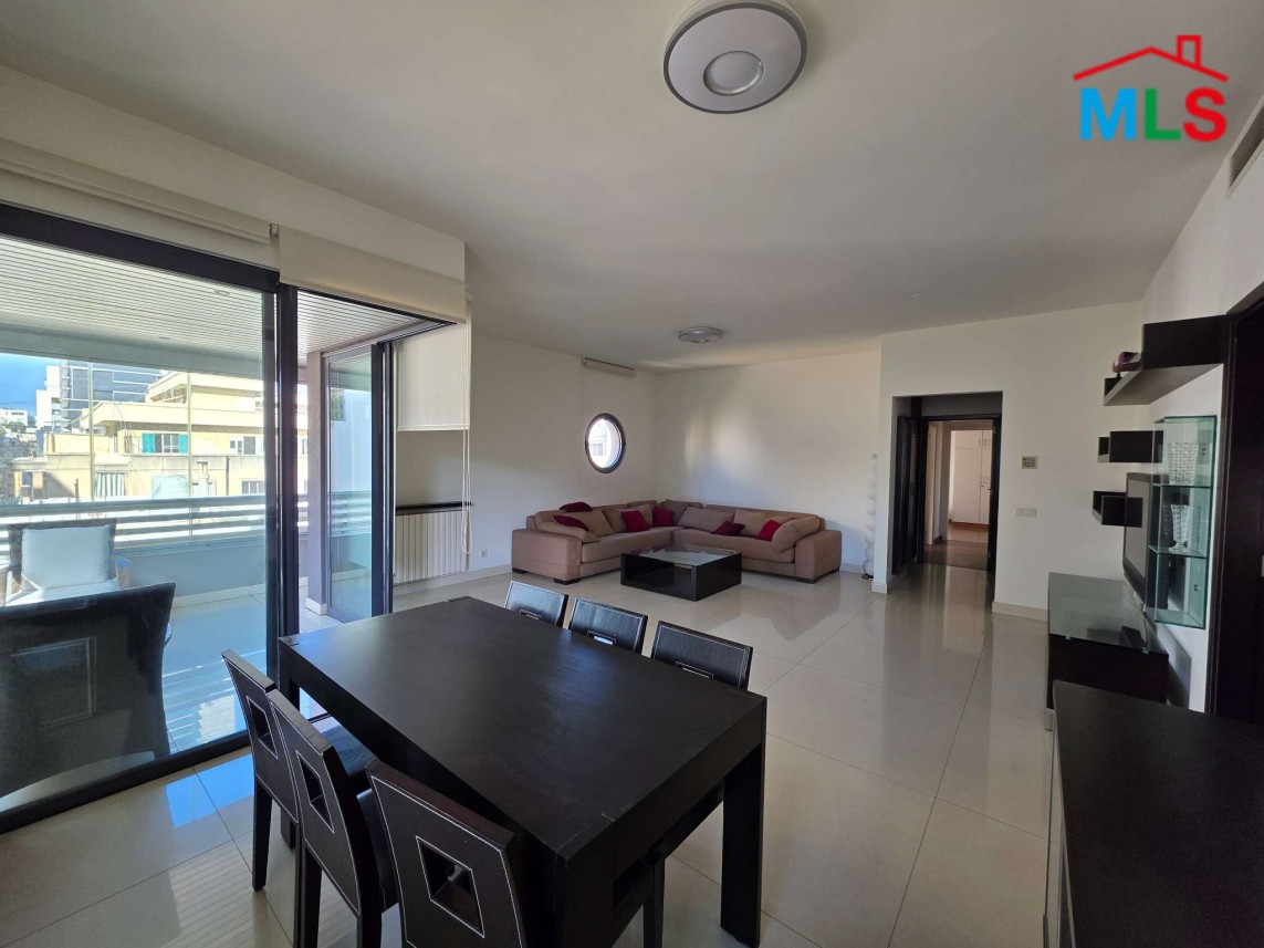 Furnished 2-Bedroom Apartment For Rent in Achrafieh, Carré D'or