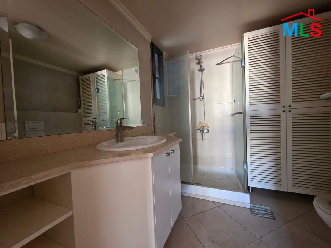 Furnished 2-Bedroom Apartment For Rent in Achrafieh, Carré D'or