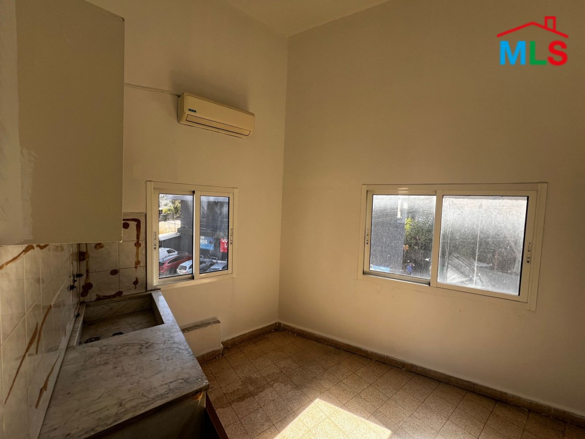 100 SQM Office For Rent in Baabda