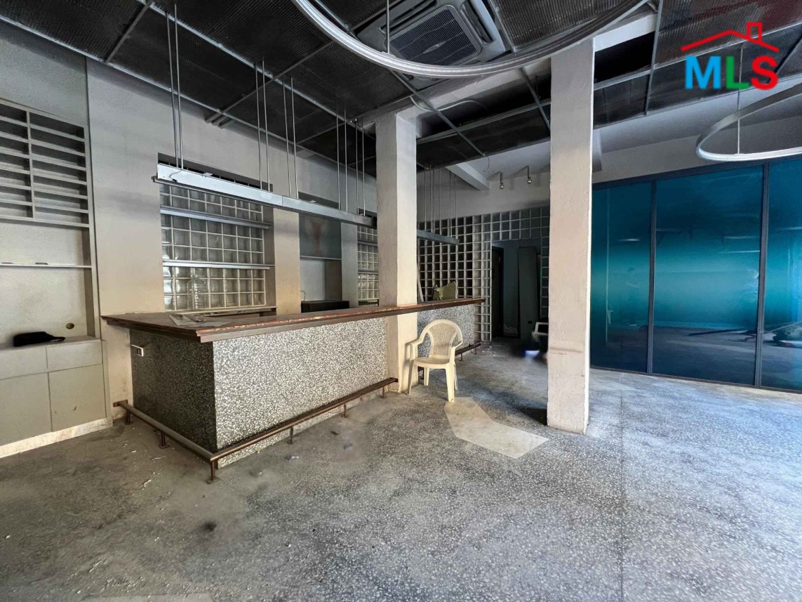 115 SQM Shop For Rent in Mar Mikhael