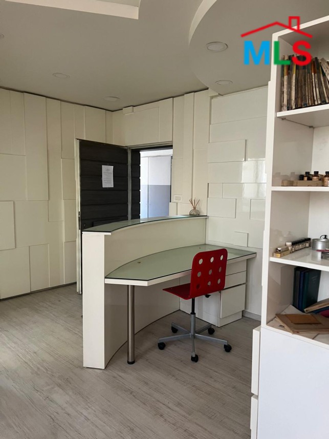 Furnished Equipped Dental Clinic For Rent in A Commercial Center in Antelias