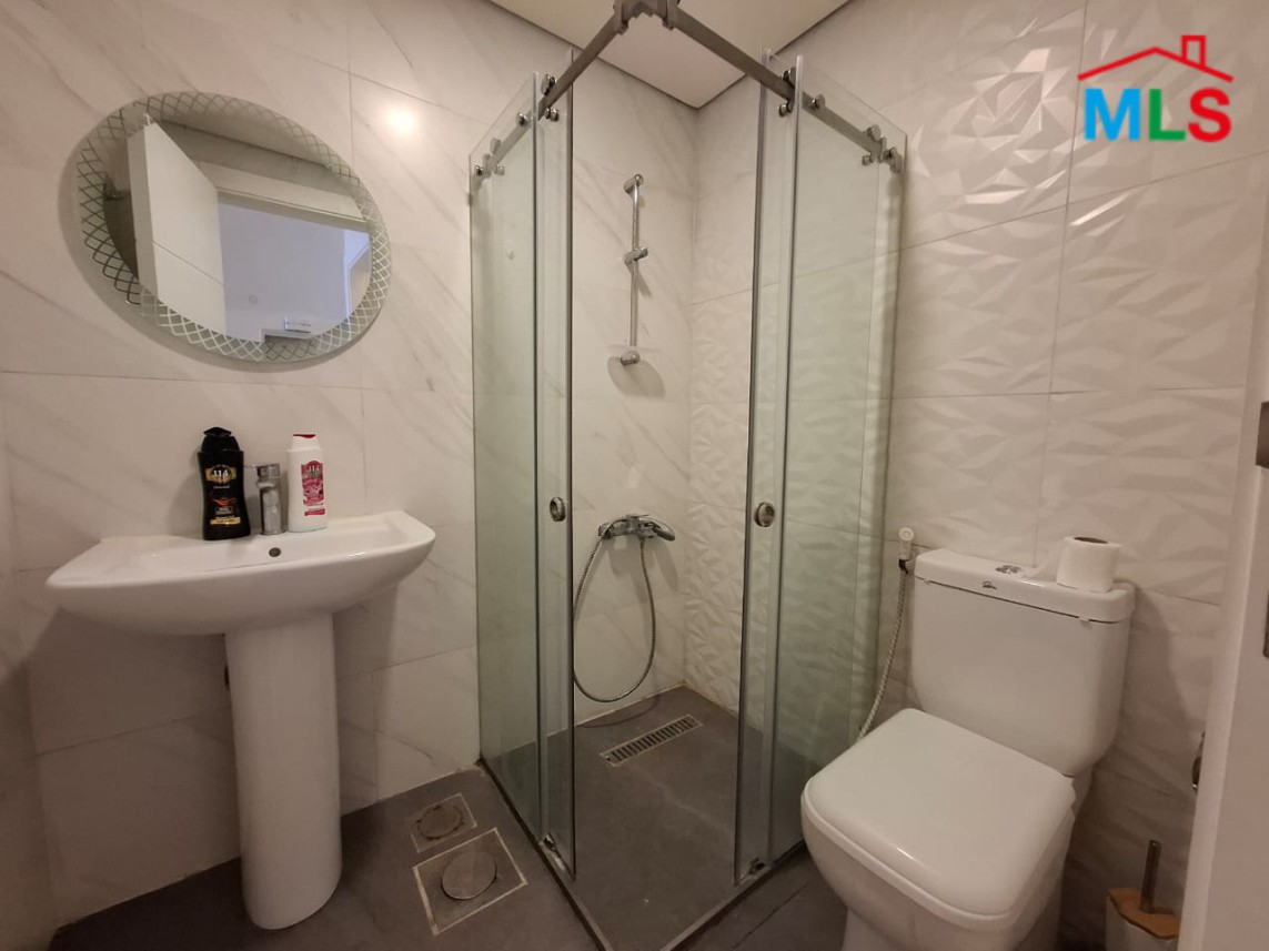 Modern Apartment With Terrace & Garden For Rent in A Gated Community in Tabarja