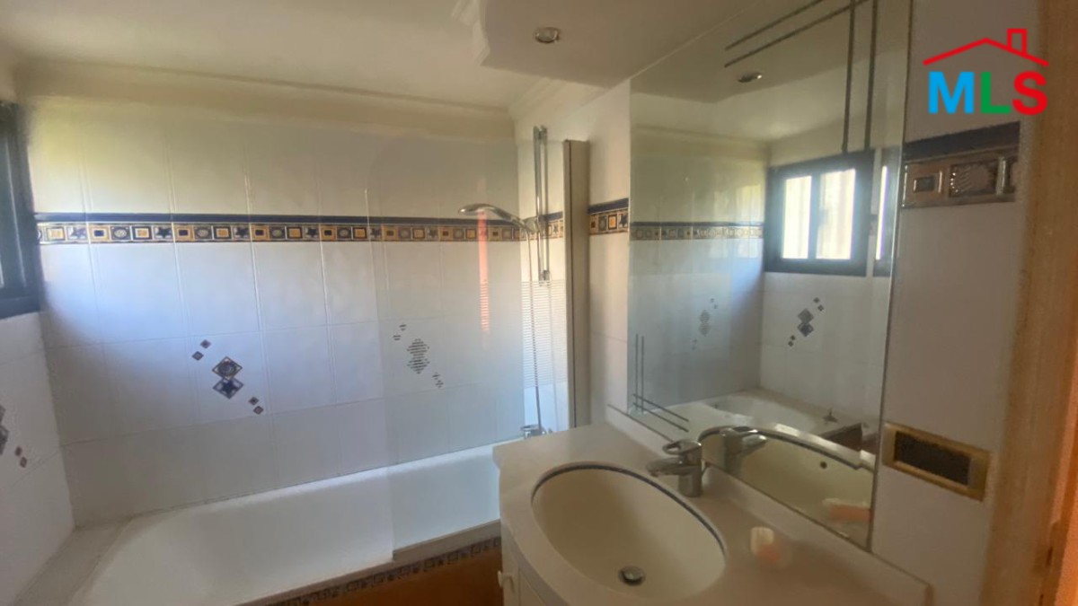 3-Bedroom Apartment For Rent In Dik el Mehdi