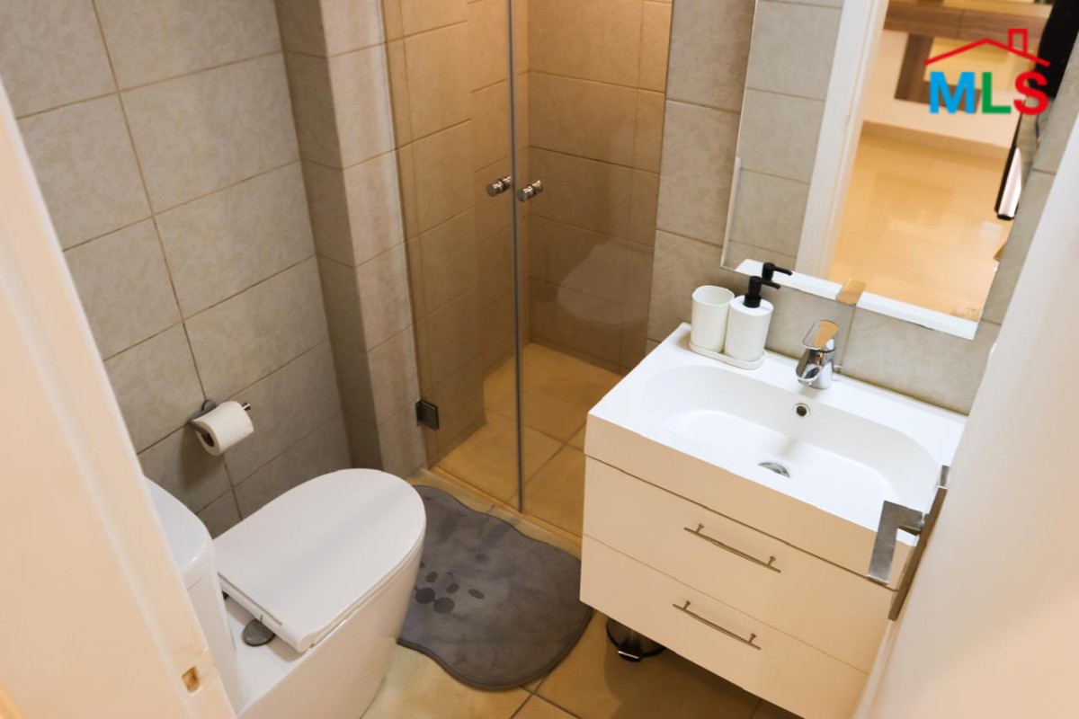 Furnished One Bedroom Apartment For Rent in Achrafieh, Nazareth